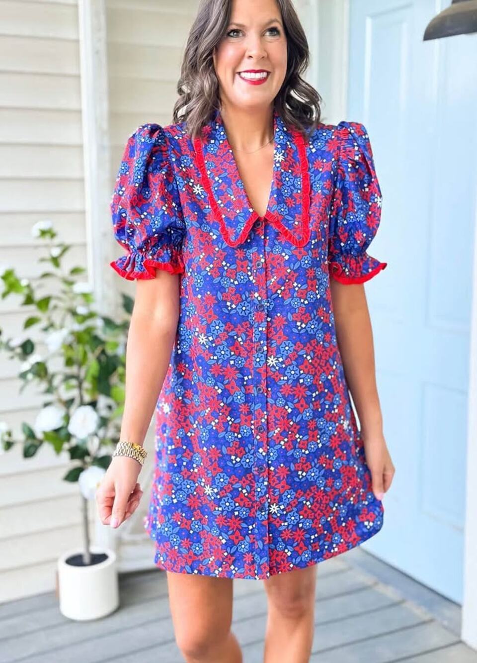 SSYS Women’s Medium Gemma Peter Pan Collared Dress in Royal Red Ditsy Floral